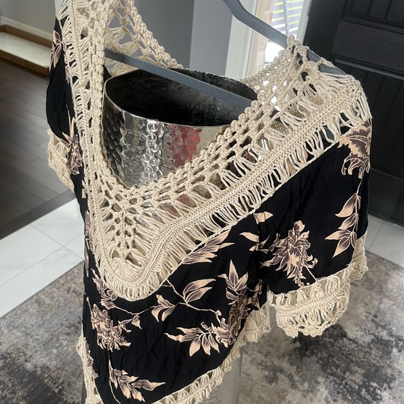 Arianna one size vacation top pool cover up sexy and cute bohemian hippy look - Picture 13 of 17